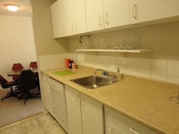 ויקטוריה West Coast Suites By Gamalos Group מראה חיצוני תמונה